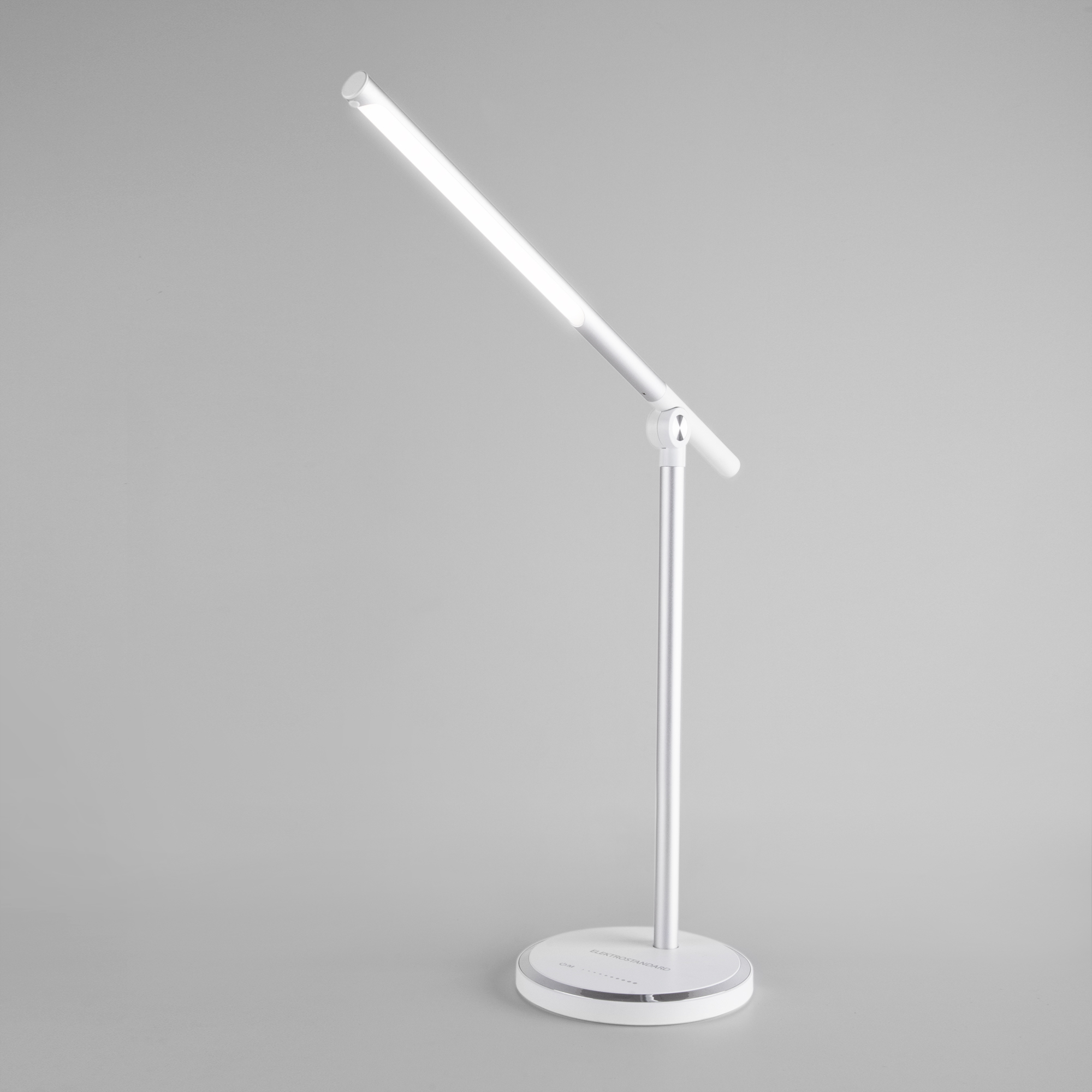 Настольный светодиодный светильник TL70990 серебро