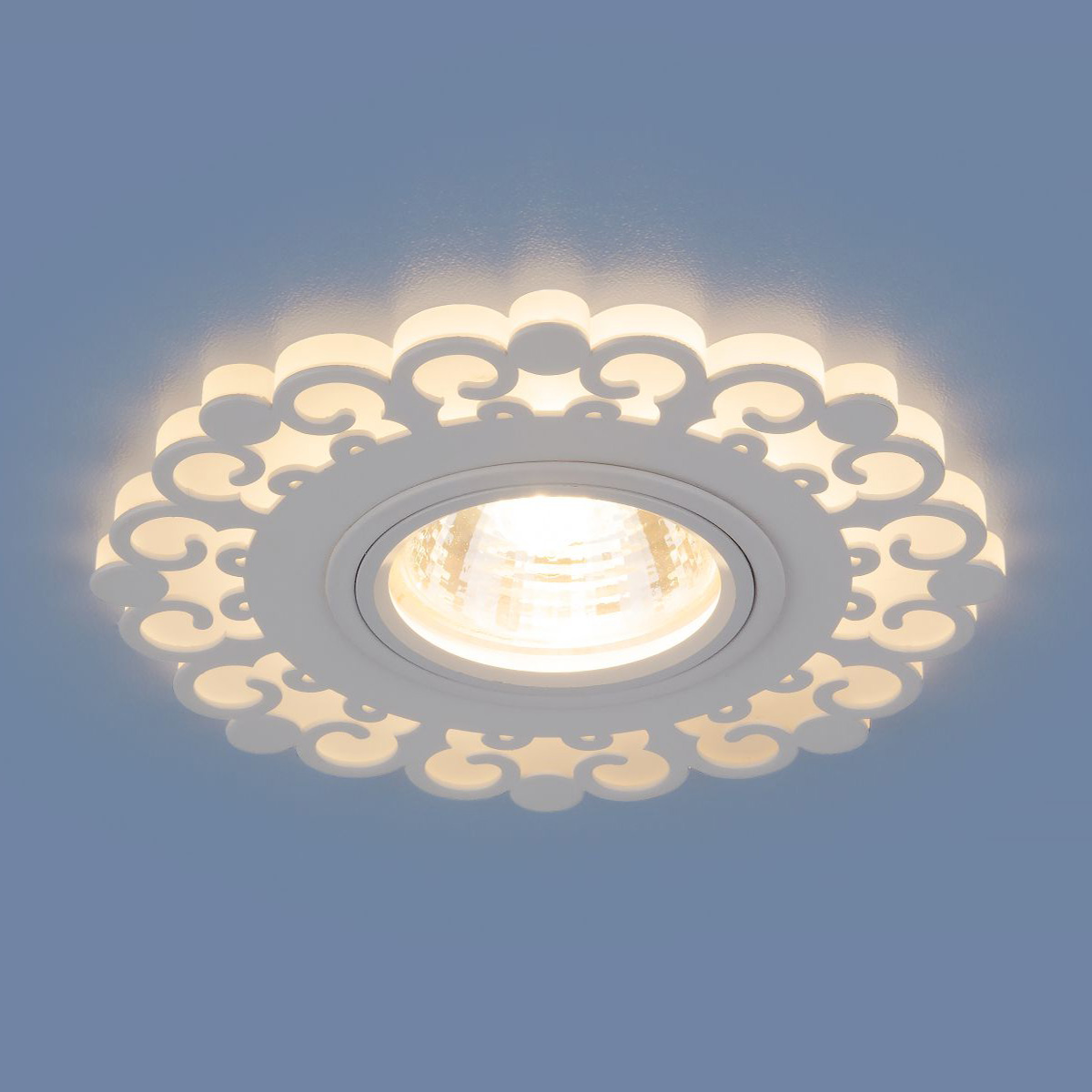 Точечный светодиодный светильник 2196 MR16 WH белый