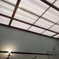 Акриловый потолок в ванную комнату